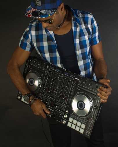 DJ Enrique
